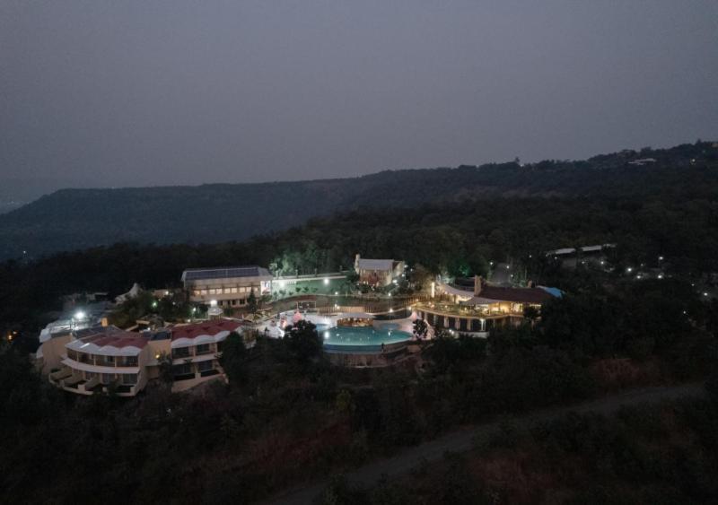 Wildernest Hilltop Resort Mangvadi Eksteriør billede